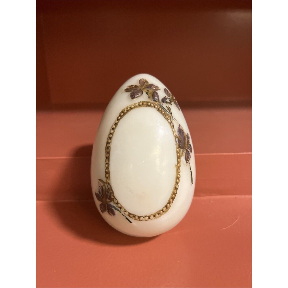 Elegant White Egg-Shaped Trinket Box with Floral Detail